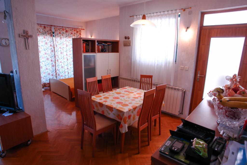 Apartments Toni Two Igrane Buitenkant foto